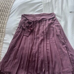 Ann Taylor Dusty Rose A-Line Pleated Skirt